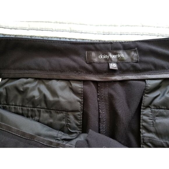 Daisy Fuentes Womens Black Walking Shorts Front & Back Pockets Belt Loops Sz 10 - Picture 4 of 8